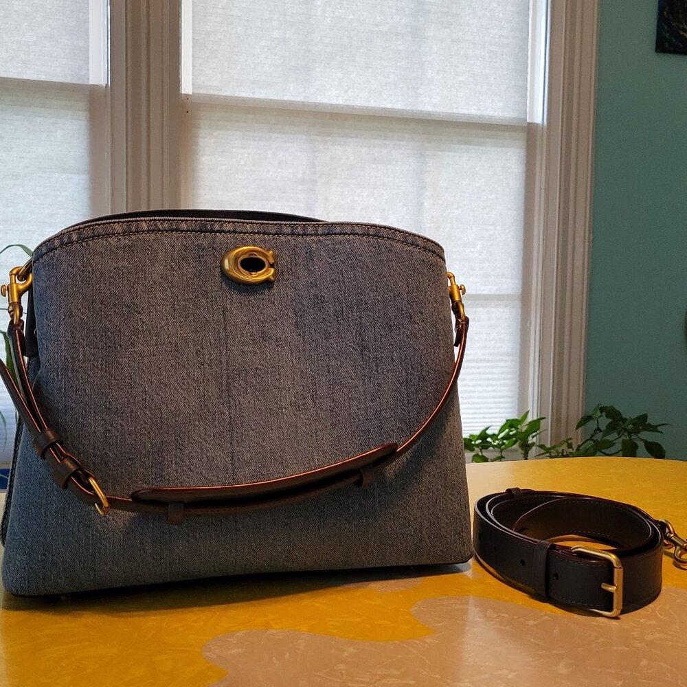 Coach Denim Willow CS243